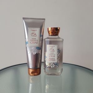 White pumpkin and chai set